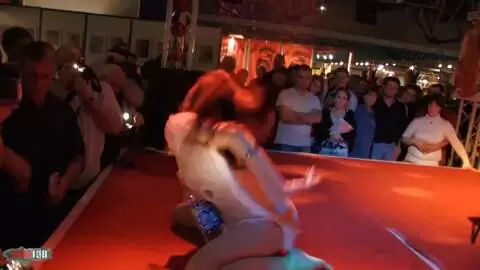 Show de Jessica Blue au salon de Prova 2008 (part 05) photo 02