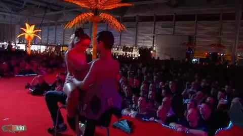 Show de Krystal au salon de Prova 2008 (part 02) photo 13