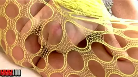 Kitty une superbe jeune russe à gros seins naturels nous fait une démonstration de fellation photo 09