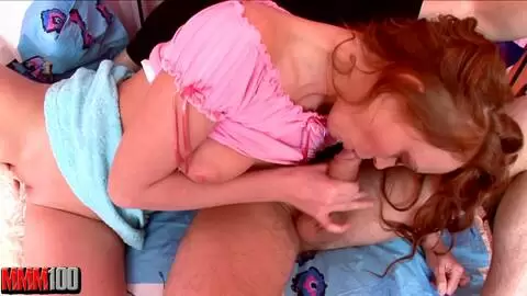 Jeune fille russe suce une grosse bite photo 06