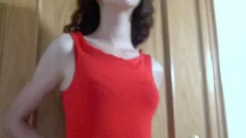 La superbe petite beurette Safia se dévoile  photo 10