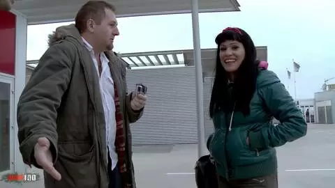 Trio sauvage avec Samantha Pink une latina spectaculaire aux seins énormes photo 02