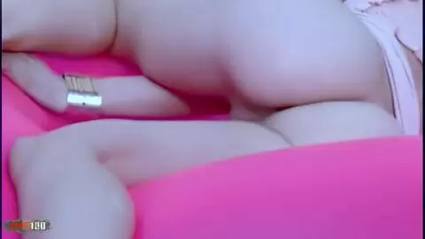 La ravissante teen blonde Sarai se déshabillant  photo 11