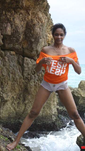 Shania Photo Sexy Gratuite #049