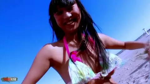 Je défonce le cul de la belle asiatique Sharon Lee et la fait squirter comme une chienne photo 01