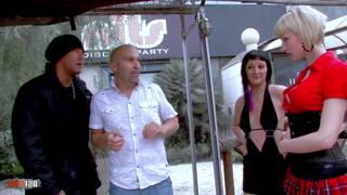 Orgie de sexe brutal dans une 