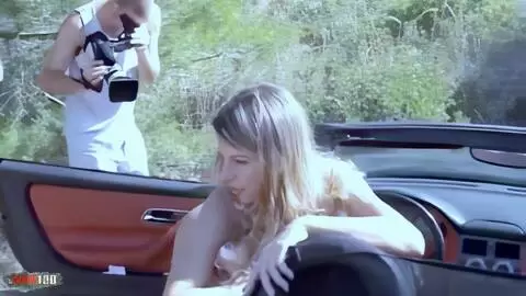 Session de photo en exterieur avec la sublime petit blonde tchèque Suzana photo 01