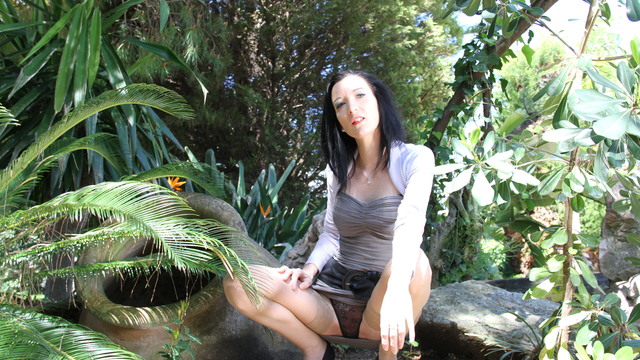 Tania Kiss Photo Sexy Gratuite #034