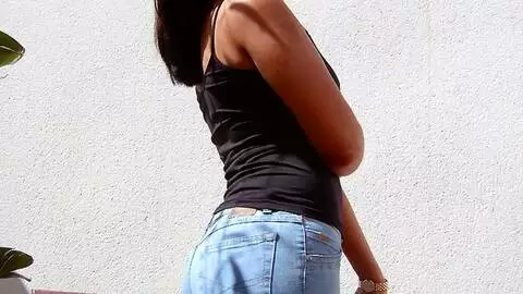 La belle jeune latina Tequila se dévoile  photo 2