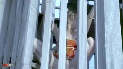 Striptease sensationnel de la jolie blonde Tigra se déshabillant en bord de mer et finit totalement nue photo 08