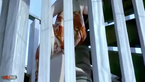 Striptease sensationnel de la jolie blonde Tigra se déshabillant en bord de mer et finit totalement nue photo 10