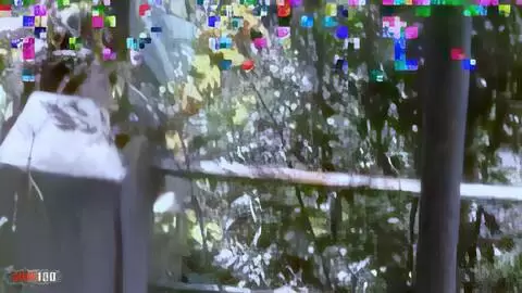 La jeune amatrice espagnole Tina, nue en exterieur  photo 16