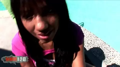 Momoko, jeune star du porno ébène, baisée en POV par une grosse bite noire, M. Marcus, éjaculation photo 04