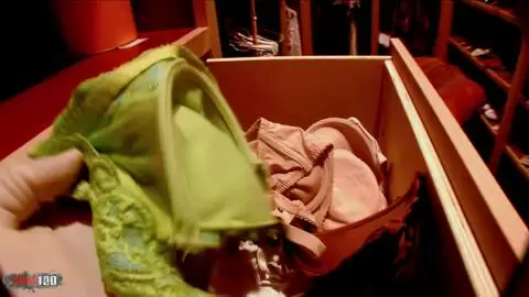 Le gros cul rond de Leenuh Rae se fait bien défoncer  par une grosse bite noire photo 01