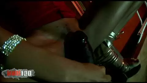 Jackie Brown et Marie Luv dans une orgie de bondage interracial explosive avec Jean-Claude Batiste photo 05