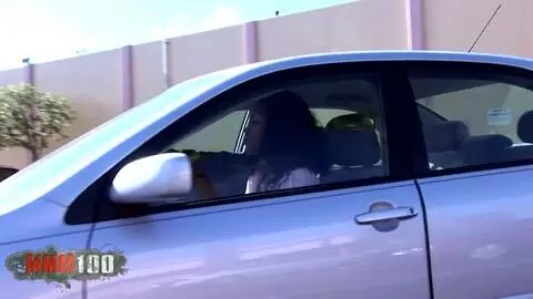 La jeune déesse black Keira dans une scène porno hardcore photo 03