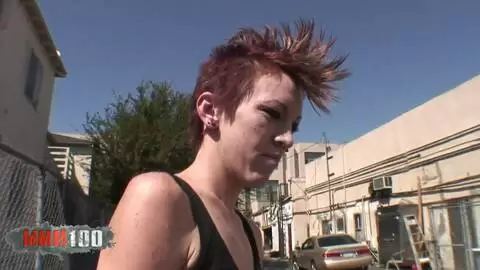 Les punks les aiment grosses et dures ! photo 01