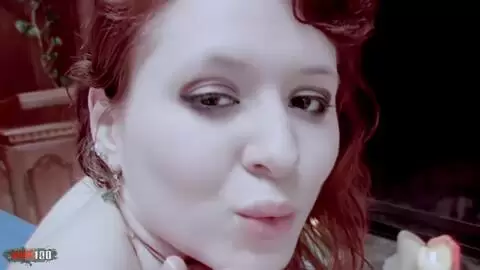 La rousse Ivy Masse avale profondément le gros sexe de Rick avant de se faire baiser photo 16