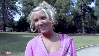 Jeux lesbiens de joselynn et r