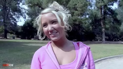 Jeux Lesbiens de Joselynn et Ryder Skye avec Dildos et Mangeage de Chatte photo 01