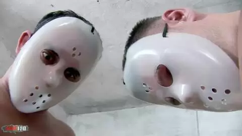 Trio anal pour la belle blonde aux gros seins naturels Valery Hilton photo 05