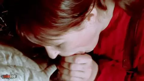 Baise anale avec éjaculation faciale d'une rousse plantureuse et une grosse bite. photo 01