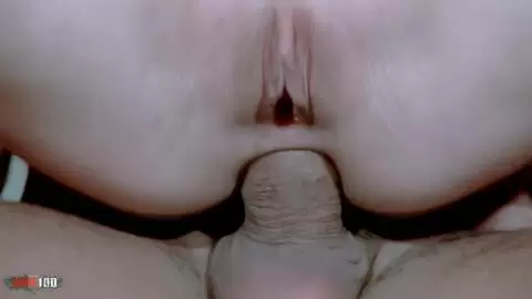 Orgie de taverne médiévale avec double pénétration et éjaculations faciales photo 10