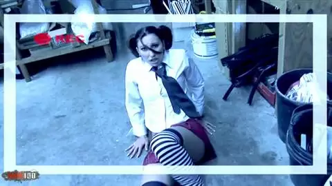 Tony James et Philippe Soine offrent à Roxanne une baise anale hardcore photo 1