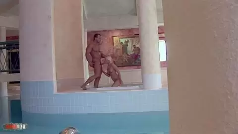 Morgan Moon et ses couettes blondes dans une baise anale intense avec la grosse bite d’Erik photo 07