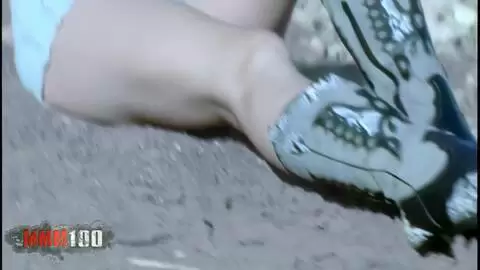 La magnifique Val se dévoile  photo 06