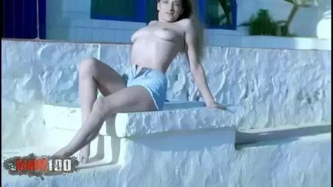 La magnifique Val se dévoile  photo 07