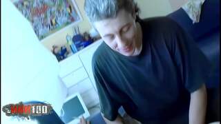 1 mec dÃ©fonce le cul d'une ...