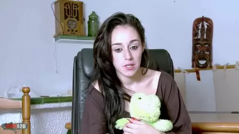 Video de l'interview sexy avec Vania Flores  photo 01