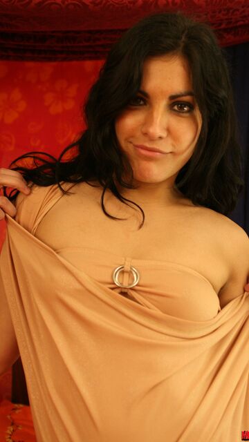 Vania Rodriguez Photo Sexy Gratuite #011