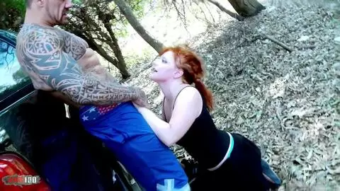 Rob Diesel rencontre une compatriote Vicki Valkyrie et la défonce dans les bois photo 05