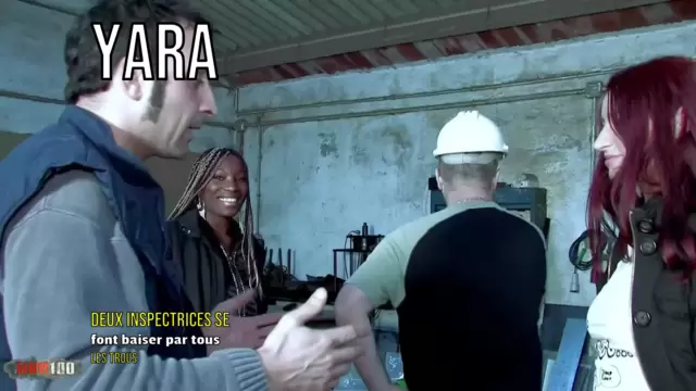 Deux inspectrices se font baiser par tous les trous 