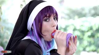 Sa seule religion ... les bite