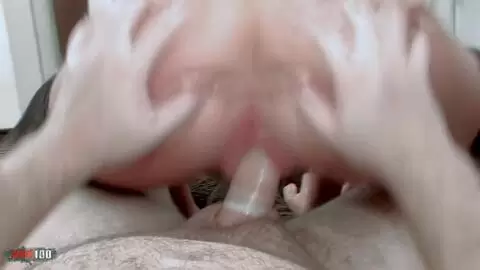 Baise sur le lit avec la superbe blonde espagnole à gros seins Yesica Catler  photo 13