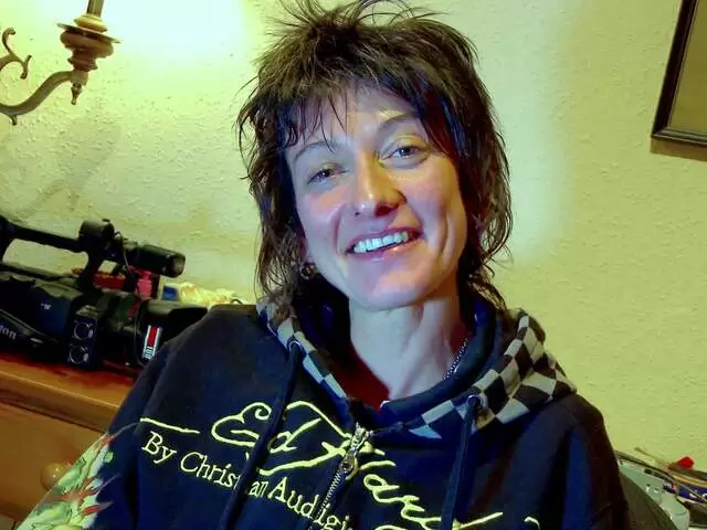 Interview porno en video avec Zaza La Coquine  photo 3